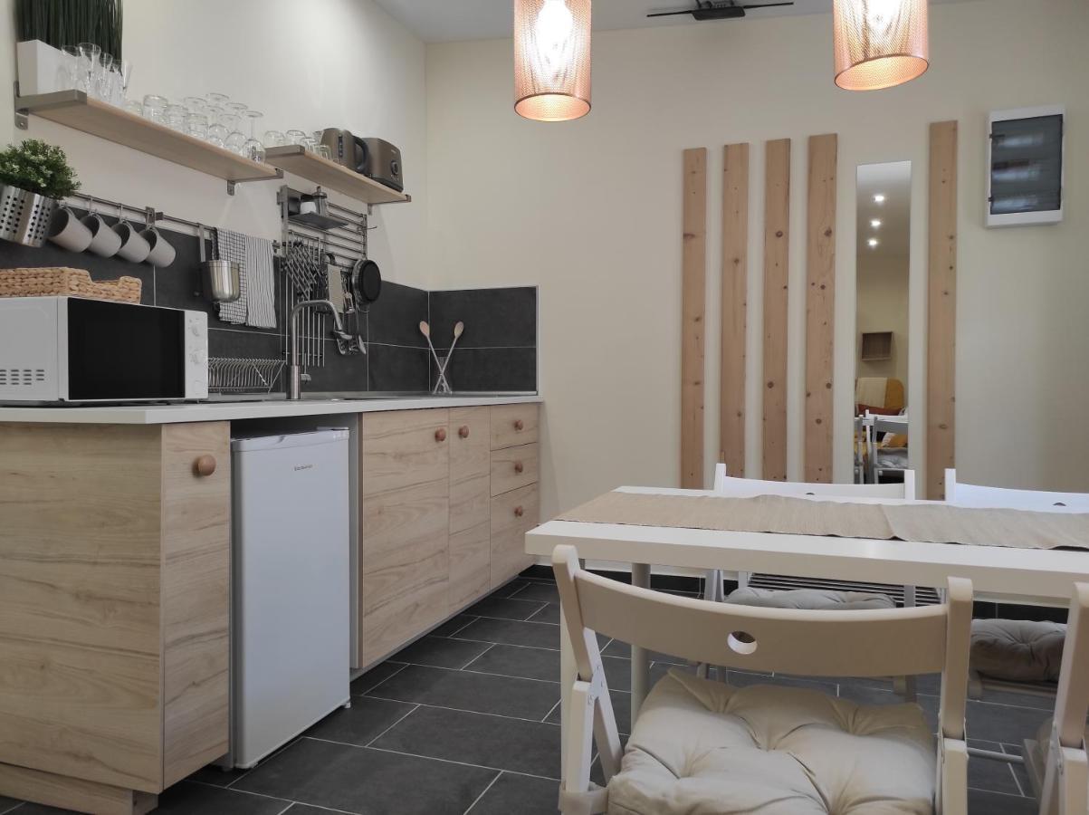 7 Days Apartment Makó المظهر الخارجي الصورة