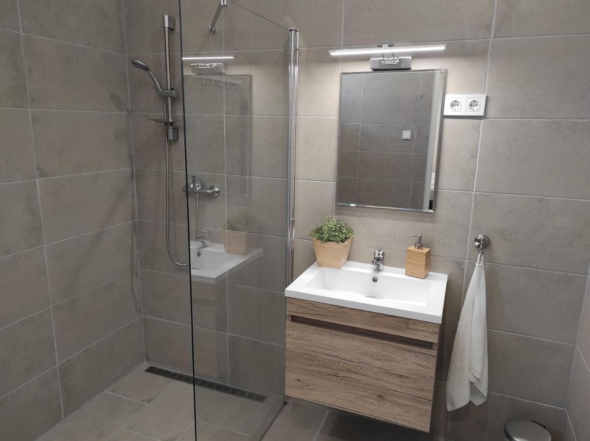7 Days Apartment Makó المظهر الخارجي الصورة